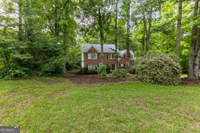 140 Windsor Drive, Fayetteville, GA 30215