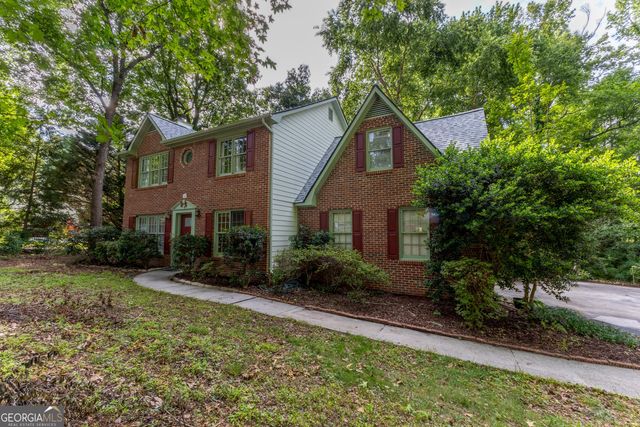 140 Windsor Drive, Fayetteville, GA 30215