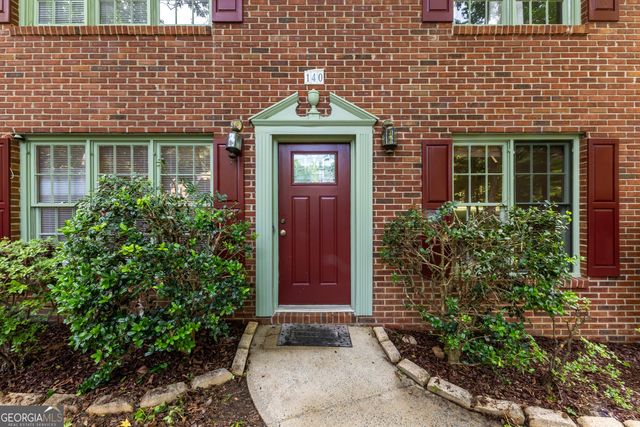 140 Windsor Drive, Fayetteville, GA 30215