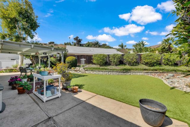 810 Madison Ave, Escondido, CA 92026