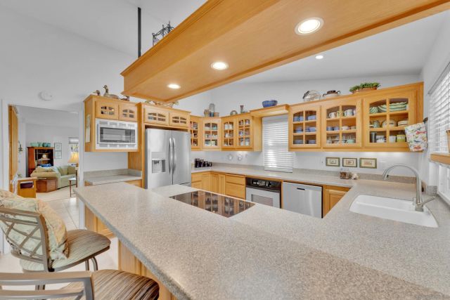 810 Madison Ave, Escondido, CA 92026