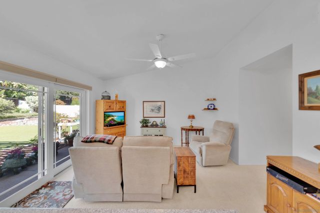 810 Madison Ave, Escondido, CA 92026