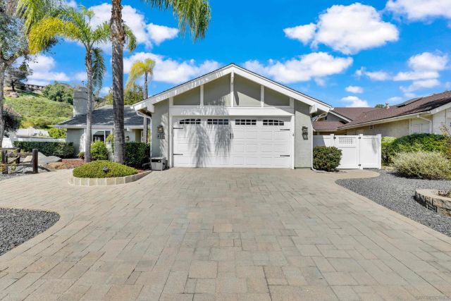 810 Madison Ave, Escondido, CA 92026