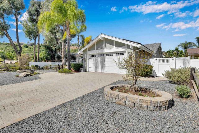 810 Madison Ave, Escondido, CA 92026