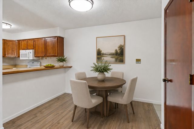 4829 86th Street 25, Urbandale, IA 50322