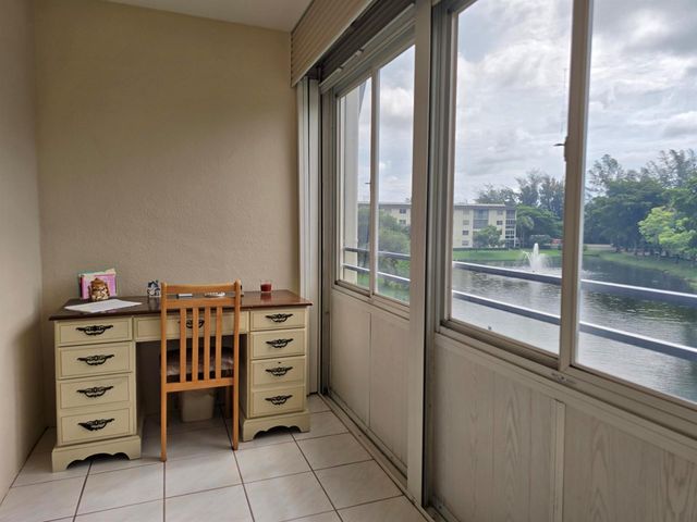 1802 Eleuthera Point G3, Coconut Creek, FL 33066