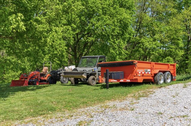 1550 Little Bartons Creek Rd, Cumberland Furnace, TN 37051