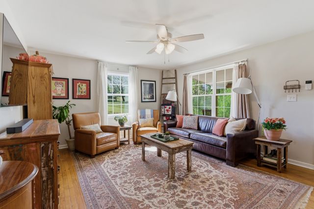 1550 Little Bartons Creek Rd, Cumberland Furnace, TN 37051