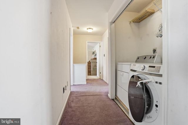 937 HIGHPOINTE CIR, Langhorne, PA 19047