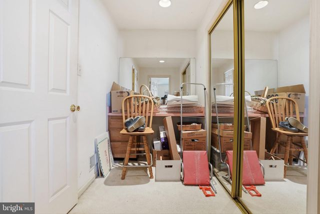 937 HIGHPOINTE CIR, Langhorne, PA 19047