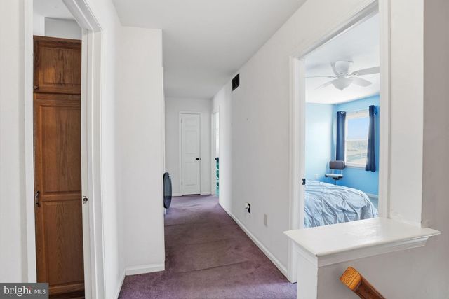 937 HIGHPOINTE CIR, Langhorne, PA 19047