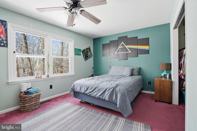 937 HIGHPOINTE CIR, Langhorne, PA 19047