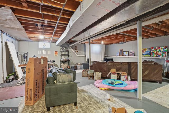 937 HIGHPOINTE CIR, Langhorne, PA 19047