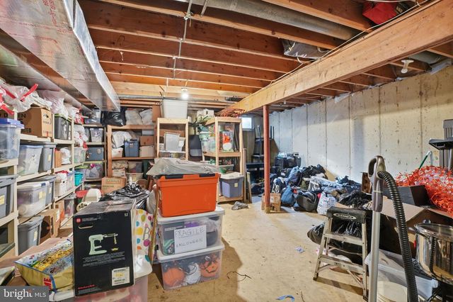 937 HIGHPOINTE CIR, Langhorne, PA 19047