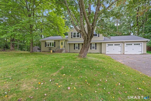 10 Wagon Wheel Drive, Prospect, CT 06712