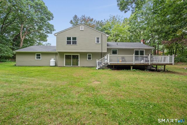 10 Wagon Wheel Drive, Prospect, CT 06712