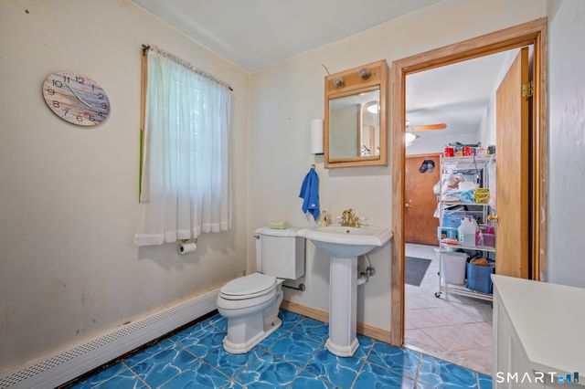 10 Wagon Wheel Drive, Prospect, CT 06712