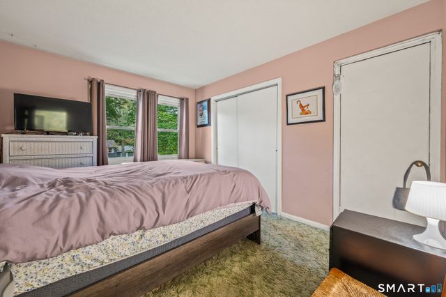 10 Wagon Wheel Drive, Prospect, CT 06712
