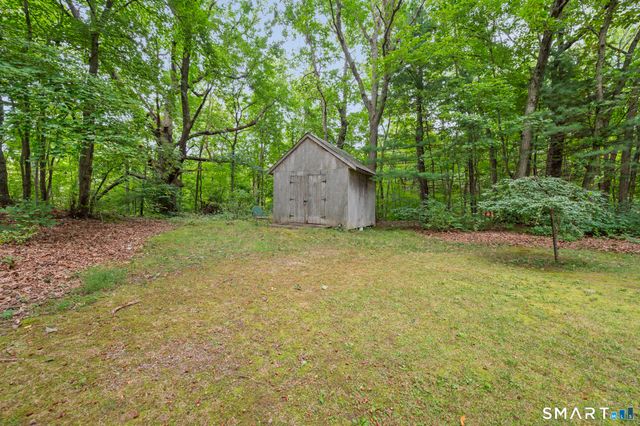 10 Wagon Wheel Drive, Prospect, CT 06712