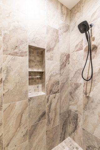 5152 Mira Way W, West Fargo, ND 58078