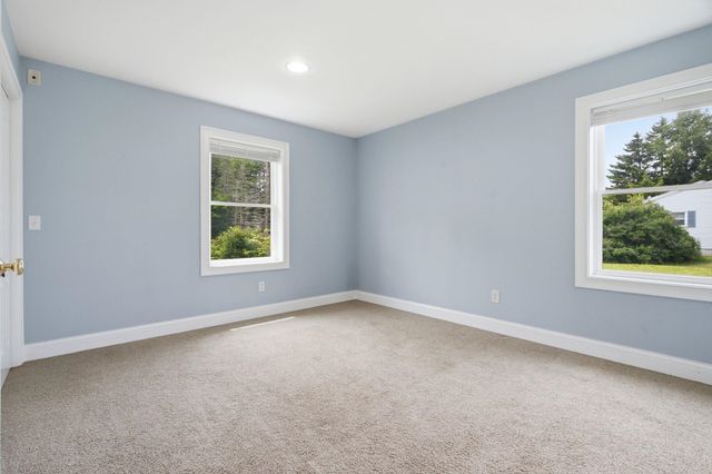 20 Lorraine Street, Newport, NH 03773