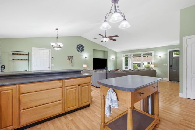 20 Lorraine Street, Newport, NH 03773