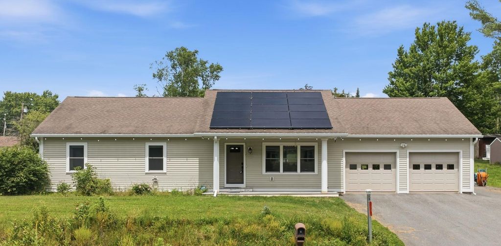 20 Lorraine Street, Newport, NH 03773