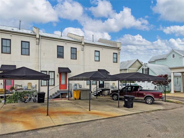 7 Pier Street, Pike Road, AL 36064