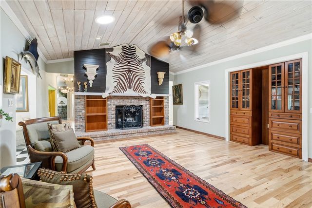 480 38th Court, Vero Beach, FL 32968
