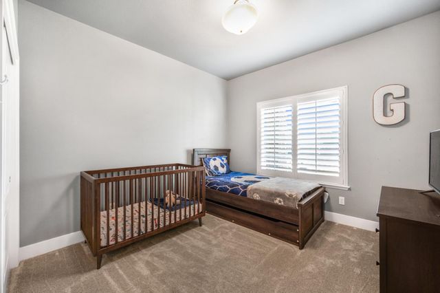 3036 N Clover Avenue, Fresno, CA 93727