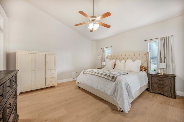 3036 N Clover Avenue, Fresno, CA 93727