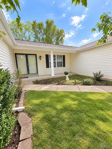 3 Fairfax Drive, St Peters, MO 63376