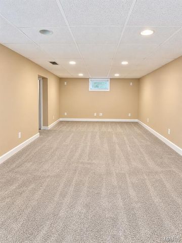 3 Fairfax Drive, St Peters, MO 63376