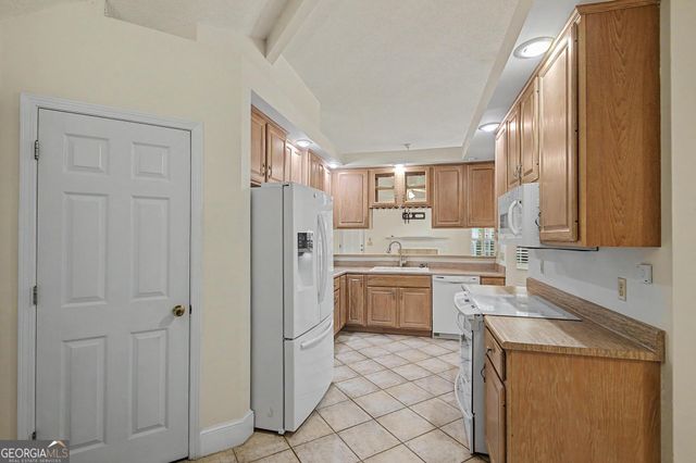 1667 Pondside Drive, Statesboro, GA 30458