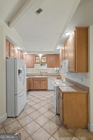1667 Pondside Drive, Statesboro, GA 30458