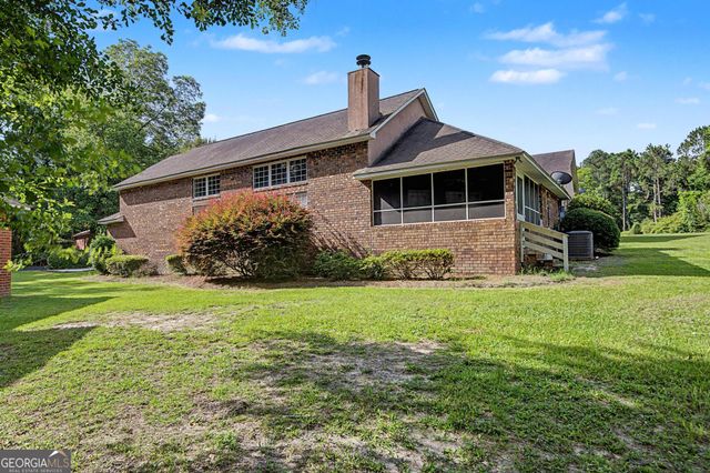1667 Pondside Drive, Statesboro, GA 30458