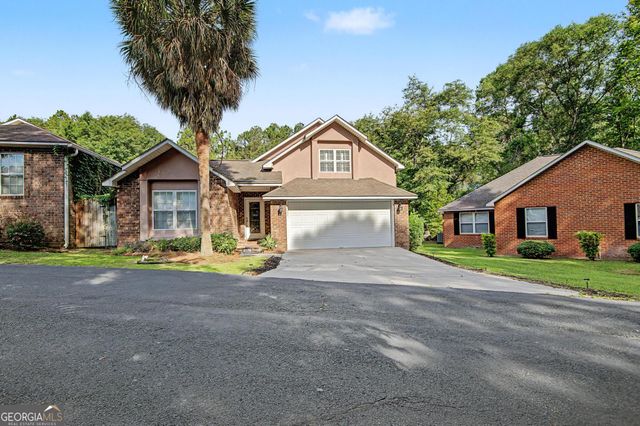 1667 Pondside Drive, Statesboro, GA 30458