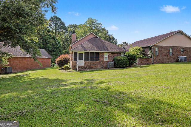 1667 Pondside Drive, Statesboro, GA 30458