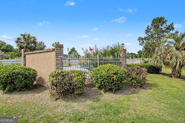 1667 Pondside Drive, Statesboro, GA 30458