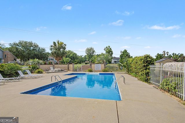 1667 Pondside Drive, Statesboro, GA 30458