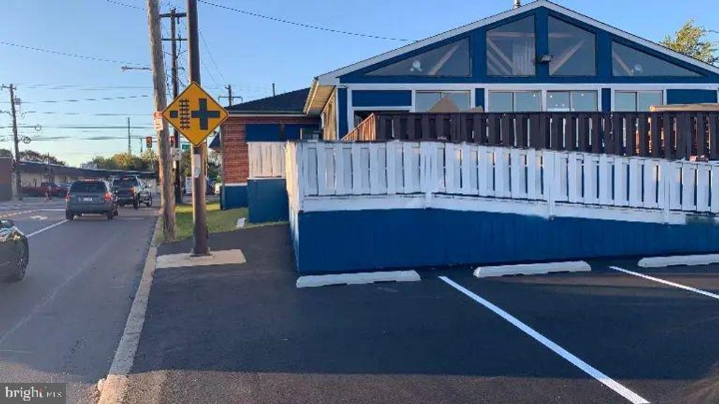 7401 STATE RD, Philadelphia, PA 19136