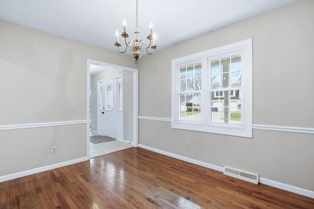 3910 Aspen Hill Drive, Bettendorf, IA 52722