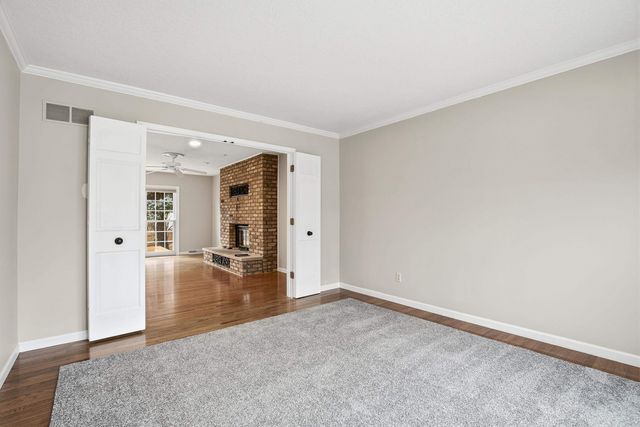 3910 Aspen Hill Drive, Bettendorf, IA 52722