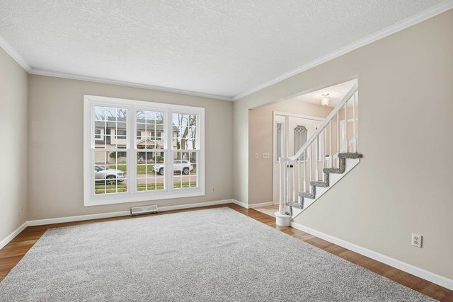 3910 Aspen Hill Drive, Bettendorf, IA 52722