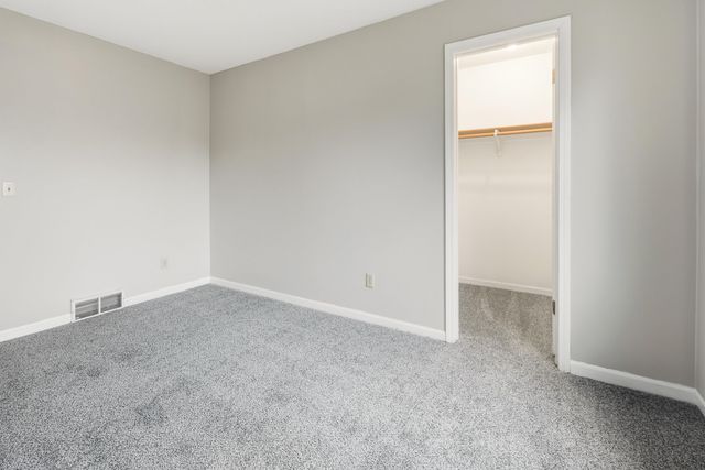 3910 Aspen Hill Drive, Bettendorf, IA 52722