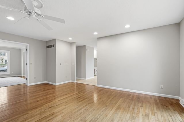 3910 Aspen Hill Drive, Bettendorf, IA 52722