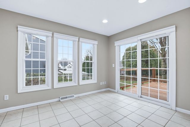 3910 Aspen Hill Drive, Bettendorf, IA 52722