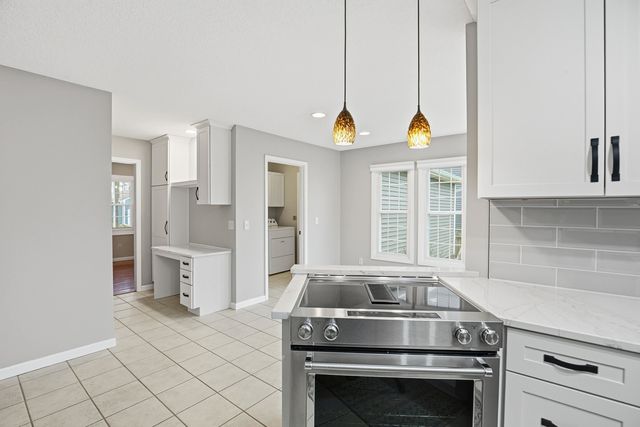 3910 Aspen Hill Drive, Bettendorf, IA 52722