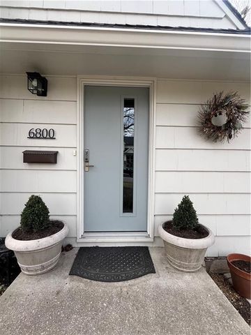 6800 Granada Road, Prairie Village, KS 66208