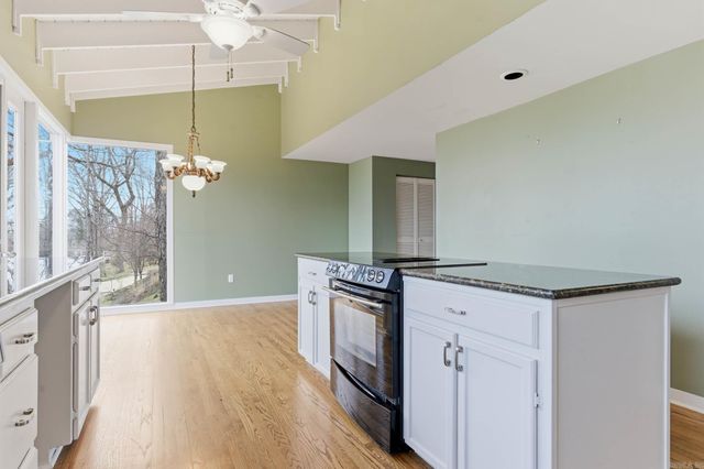 9 Timberlake Drive, Little Rock, AR 72202